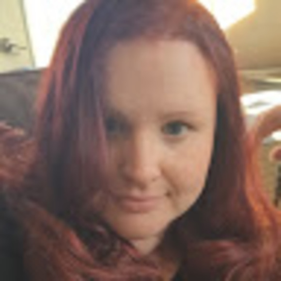 Meet your Posher, Laurie - Picture 1 of 1